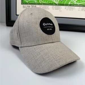 TaylorMade golf 39thirty New Era flex fit hat, size medium/large